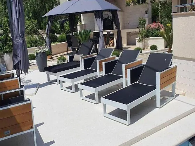 Calypso Royal Apartamento *