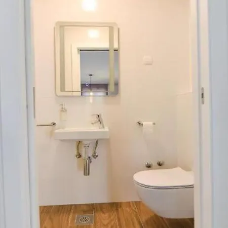 Calypso Royal Apartment *