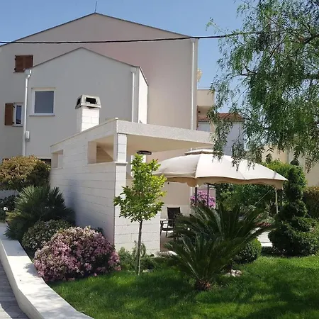 Calypso Royal Apartment *
