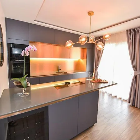 Calypso Royal Apartamento *