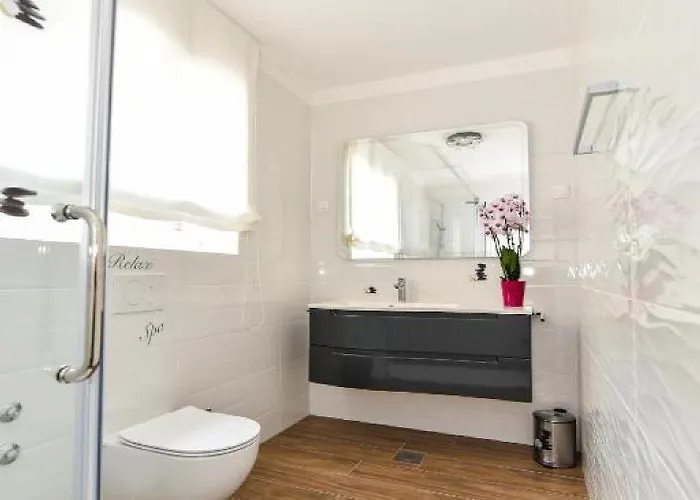 Апартаменты Calypso Royal *